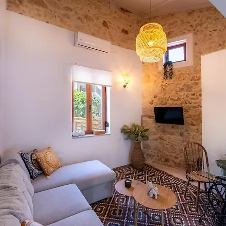 Aliki House * 하니아